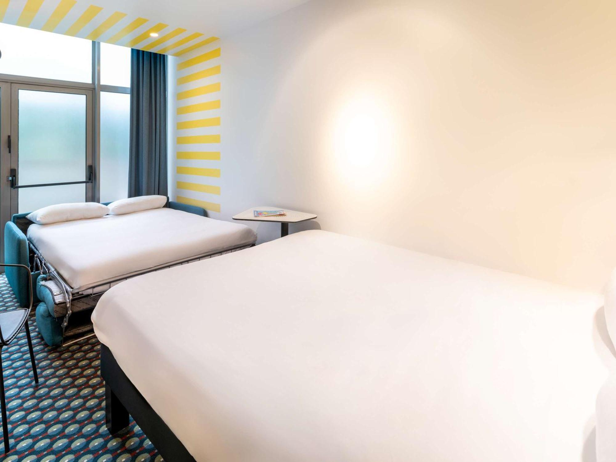 Hotel Ibis Styles Paris Saint Denis Pleyel Exterior foto