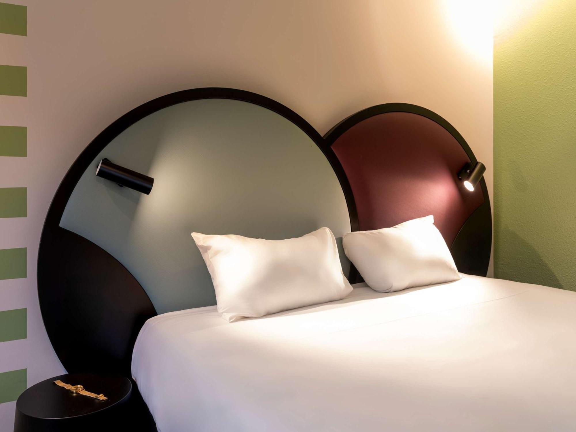 Hotel Ibis Styles Paris Saint Denis Pleyel Exterior foto